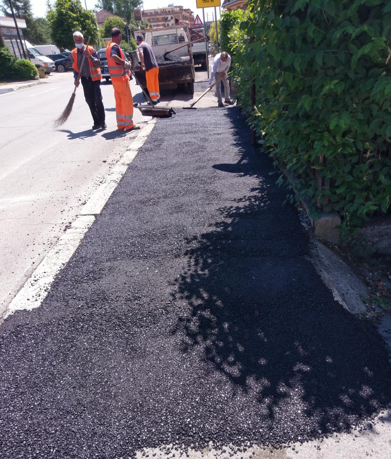 Frosinone, In corso gli interventi sui marciapiedi
