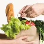 Frosinone, Agente di polizia dona voucher alimentari