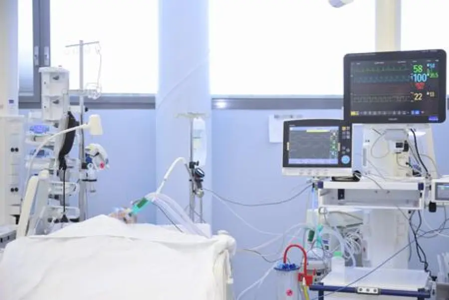 Frosinone, Ottaviani e sindaci dei capoluoghi, per la riconversione obbligatoria delle cliniche