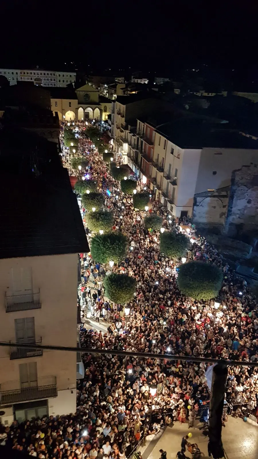 Fondi, Stop Notte Bianca: arriva la “Black Night”